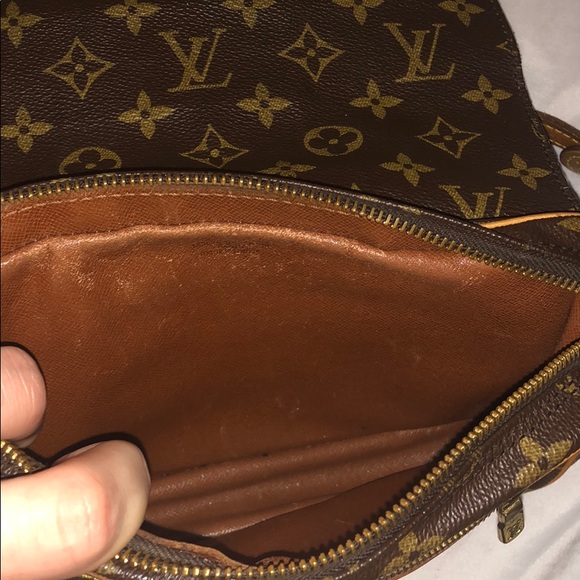 Louis Vuitton messenger bag - Picture 4 of 6